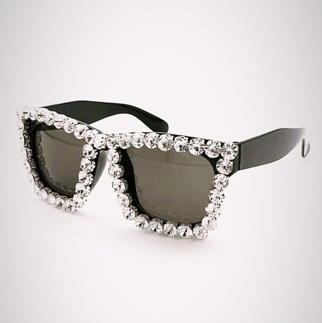 Classy & Edgy Frame